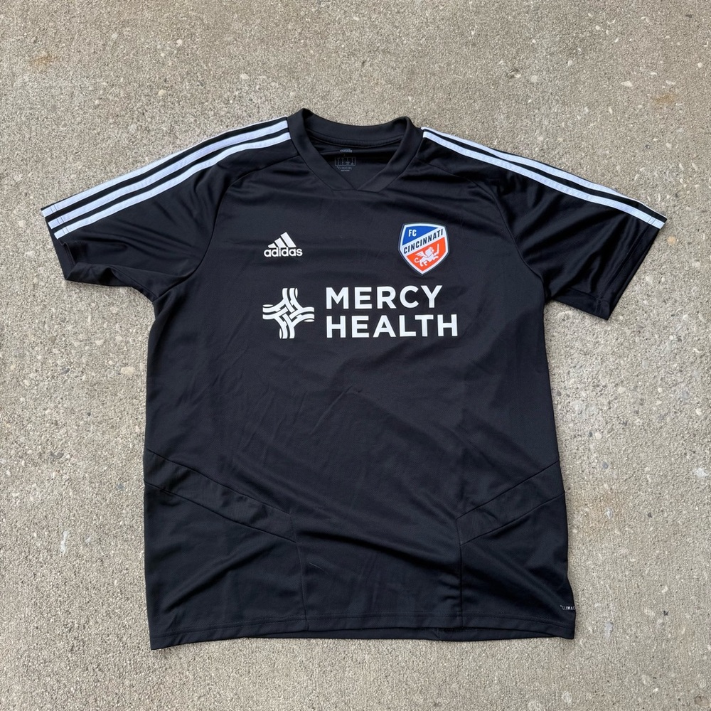 Men's FC Cincinnati adidas Black 2019 Team Training Jersey Size Large